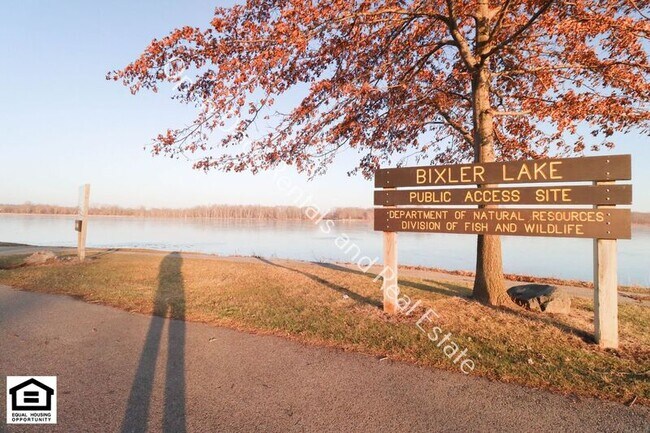 Foto del edificio - 705 Lake Ave