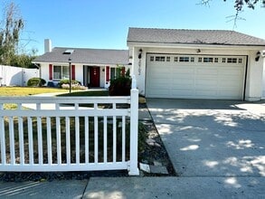 Building Photo - 30702 Passageway Pl