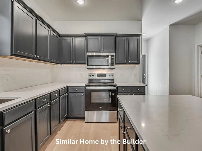 Building Photo - 2712 SW I Ave