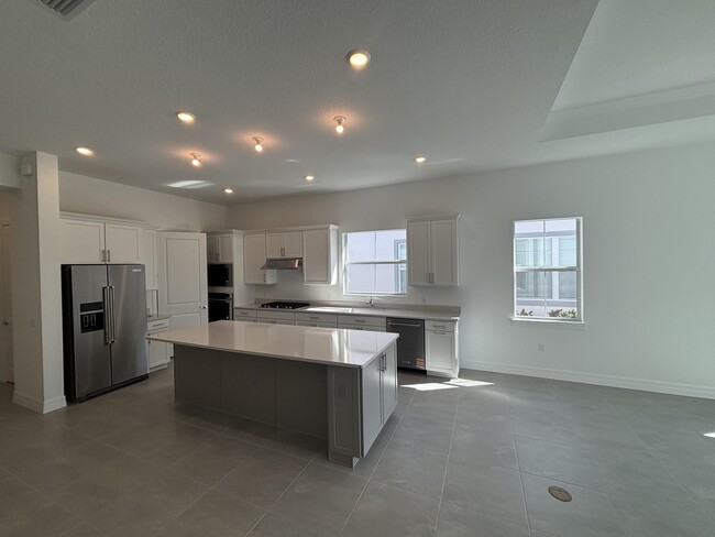 Building Photo - 12312 Frontline Ln