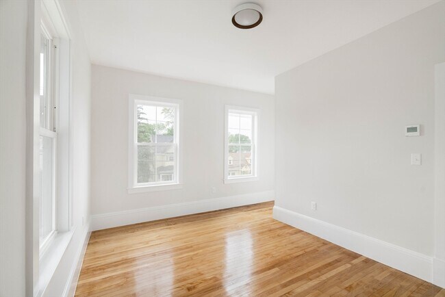 Foto del edificio - 431 Lebanon St