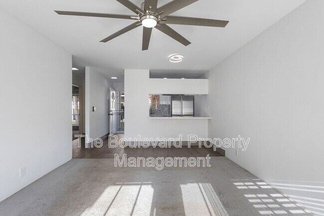 Foto del edificio - 92-905-905 Hame Pl