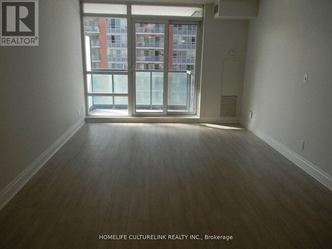 Building Photo - 55 S Town Centre Blvd