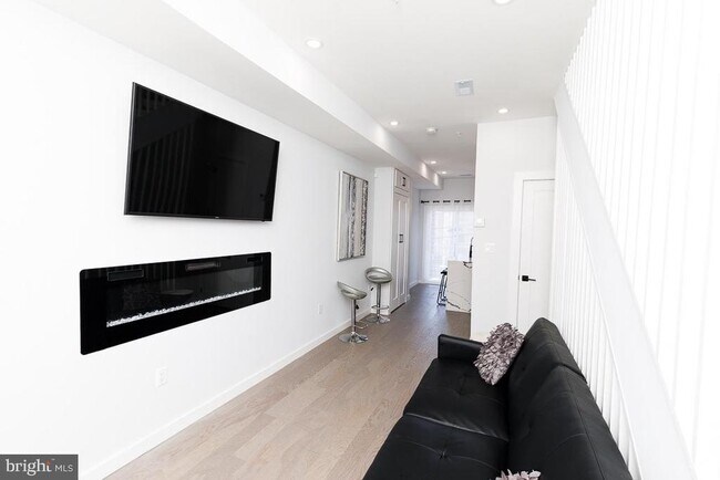 Foto del edificio - 336 Oakdale Pl NW