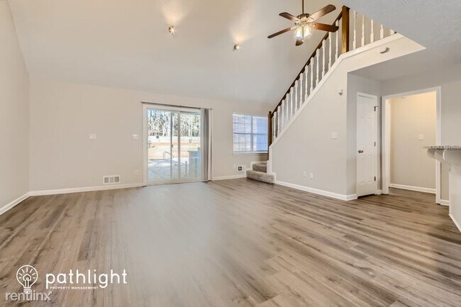 Foto del edificio - 4 br, 2 bath House - 210 Riveredge Way UNIT