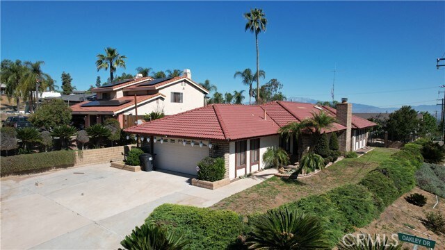 Primary Photo - 14240 Oakley Dr