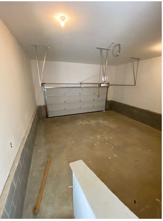 Building Photo - 8129 Warbler Wy