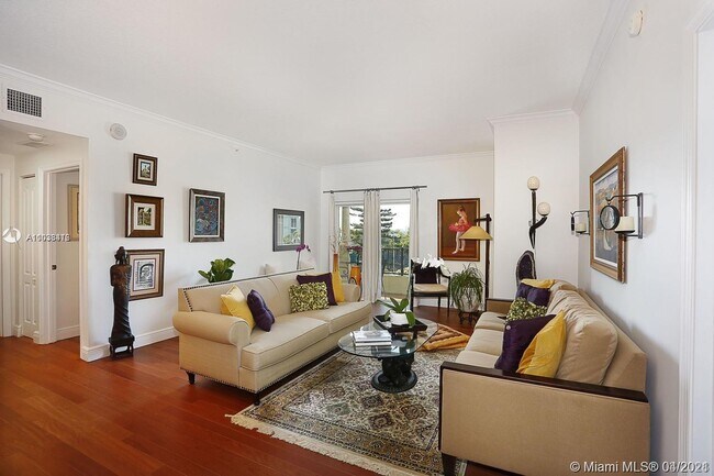 Building Photo - 20 Calabria Ave
