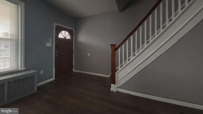 Building Photo - 834 McDowell Ave