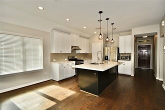 Building Photo - 26322 Stonedale View Dr