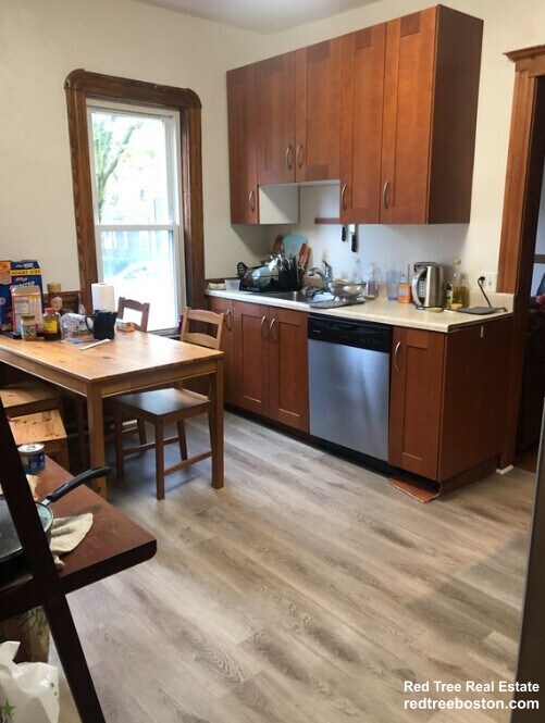 Foto principal - 151 Elm St