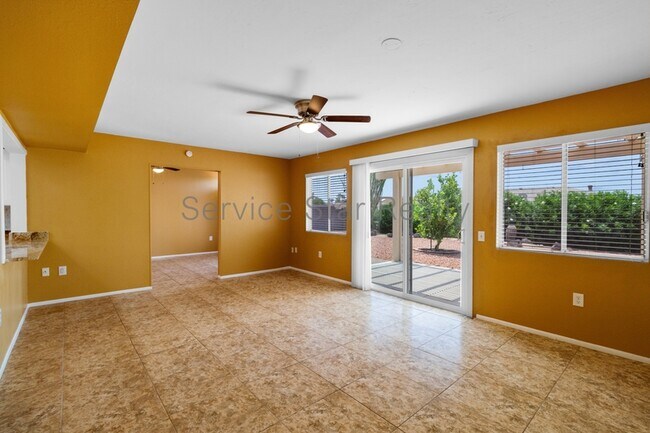 Foto del edificio - 9425 W Rolling Hills Dr