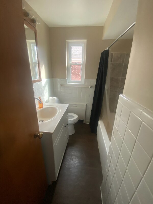 Building Photo - 3903 E Gatewood Ln