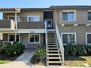 Building Photo - 3645 Country Oaks Loop