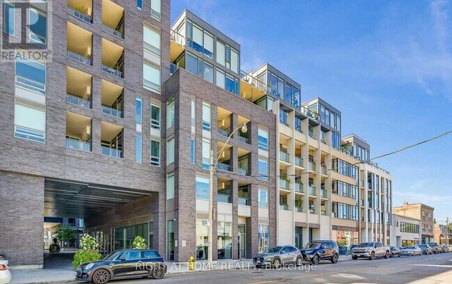 Building Photo - 20 Gladstone Ave