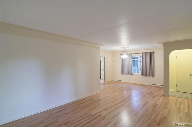 Foto del edificio - 734 N Monroe St