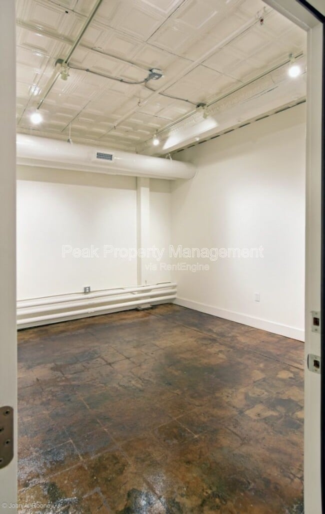 Interior Photo - Butterworth Flats