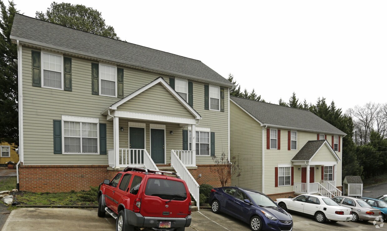 Building Photo - Pennington Place