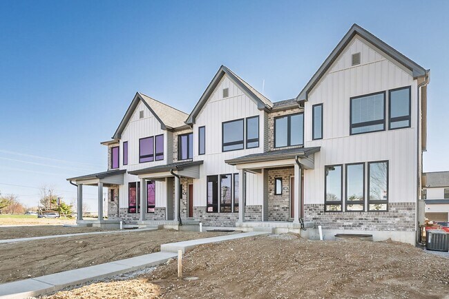 Foto del edificio - Brand New Construction For Lease