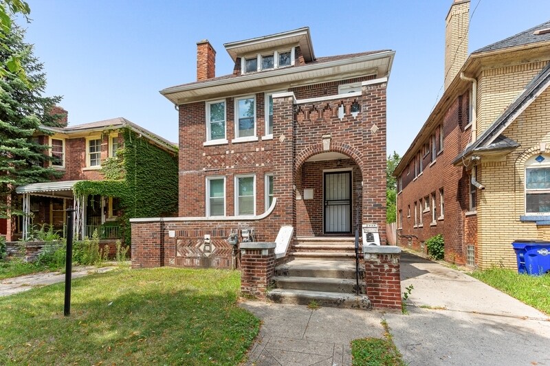 Foto principal - 2964 Leslie St