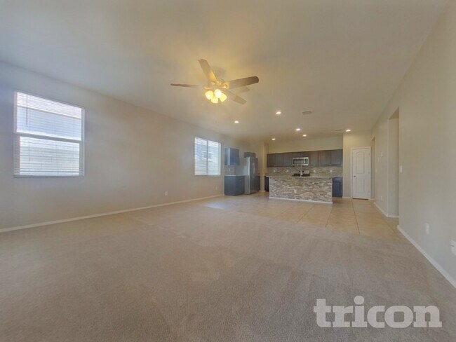 Foto del edificio - 3712 N 310th Ln