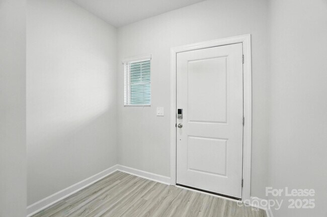 Building Photo - 1741 Braemar Vlg Dr