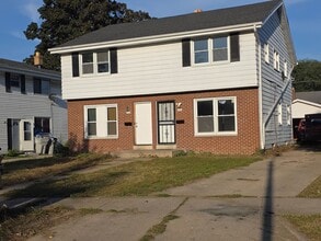 Building Photo - 4706-4708-4708 N 52nd St