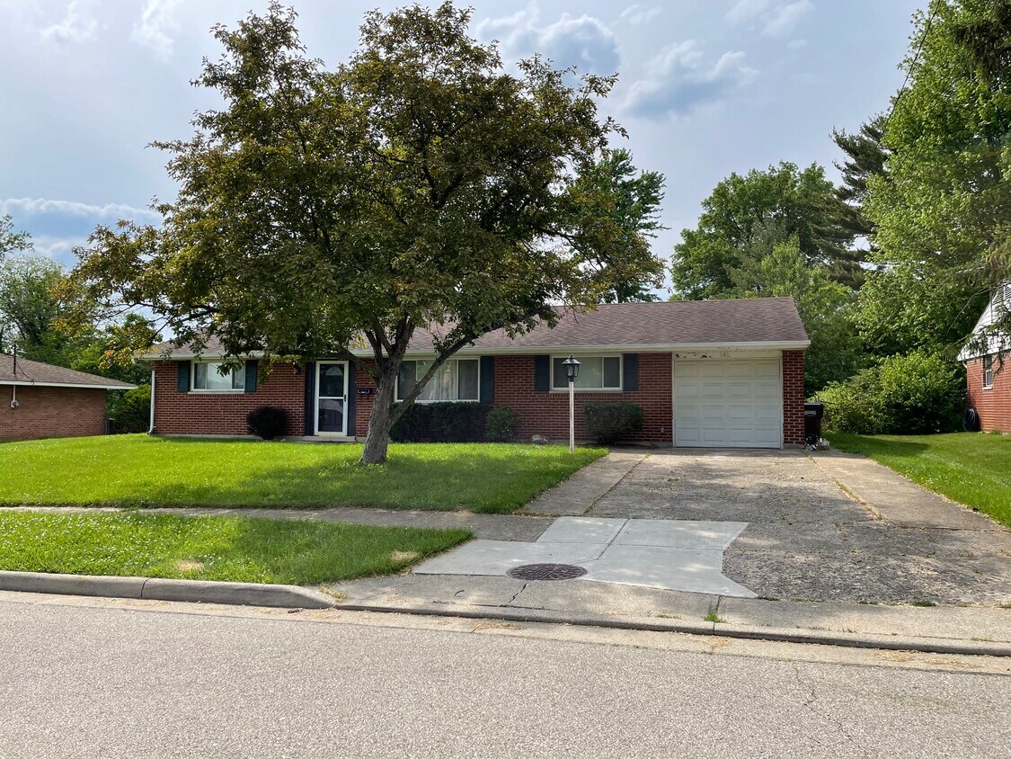 983 Seminole Trl, Milford, OH 45150 House for Rent in Milford, OH