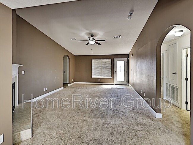 Foto del edificio - 8907 Hertford Cir