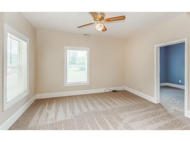 Foto del edificio - 1120 C St SW