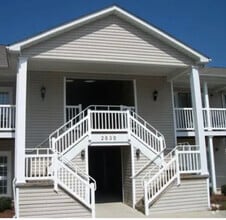Building Photo - 2630 Guyer St