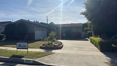 Building Photo - 2430 Bancroft Ave