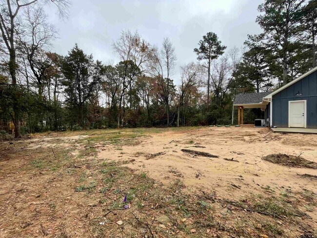 Foto del edificio - 446 Chelsea Ln