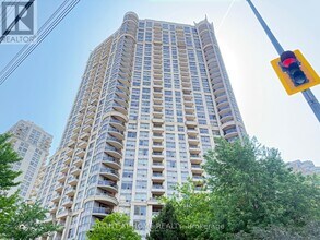 Building Photo - 310 Burnhamthorpe Rd W