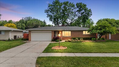 Building Photo - 11489 Anna Lisa Dr