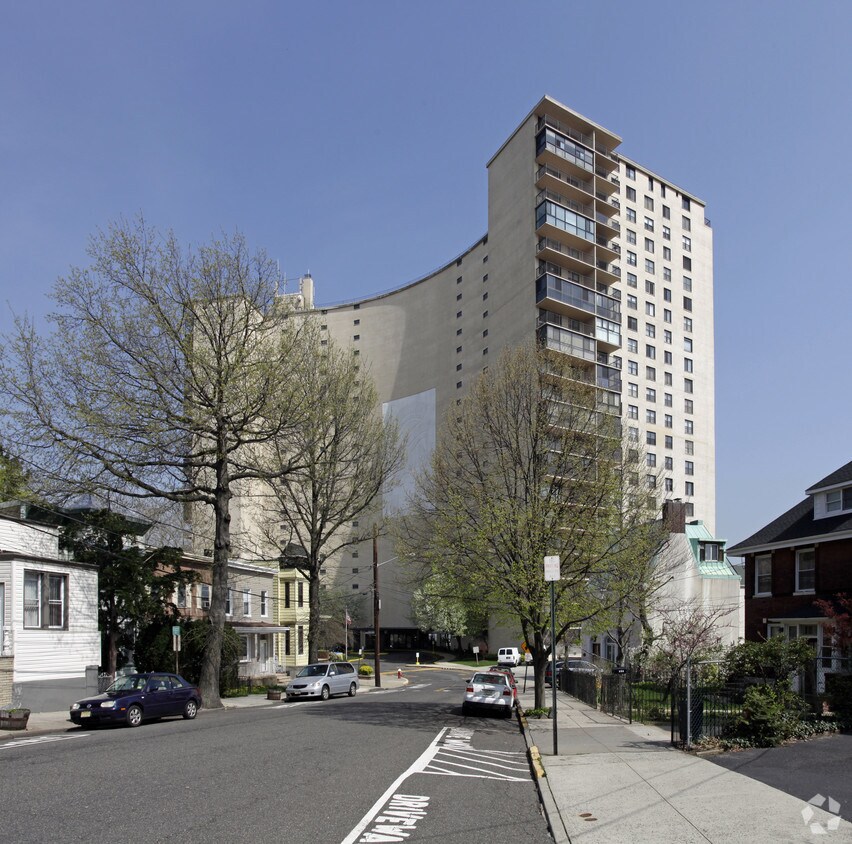 Troy Towers Apartments Weehawken, NJ