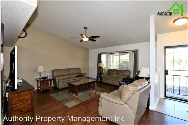 Foto del edificio - 4 br, 2 bath House - 4567 Alta Saga Dr