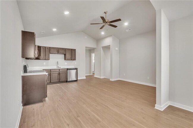 Building Photo - 154 Copper Oaks Dr