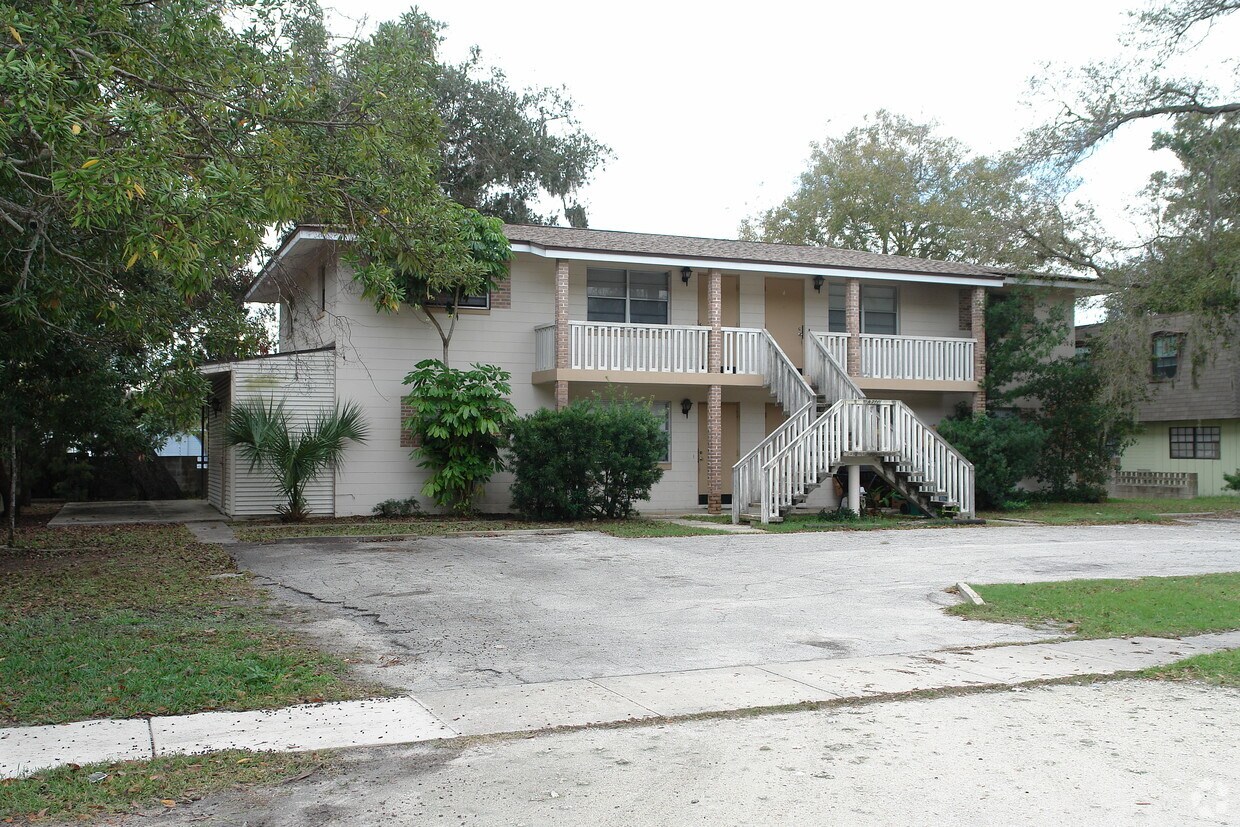 Primary Photo - 820 State Ave