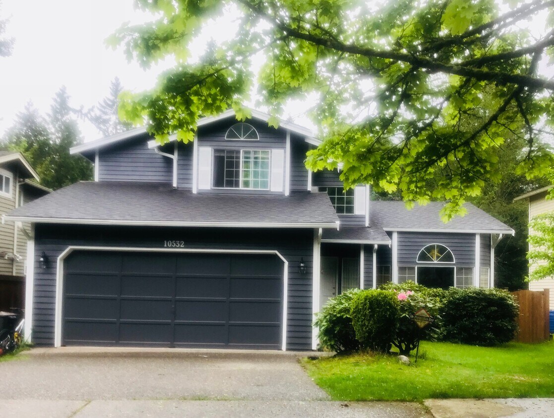 External View - 10532 118th Plz NE