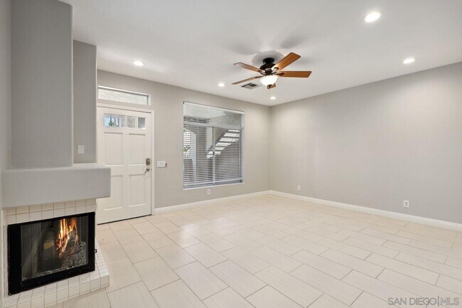 Foto del edificio - 12626 Carmel Country Rd