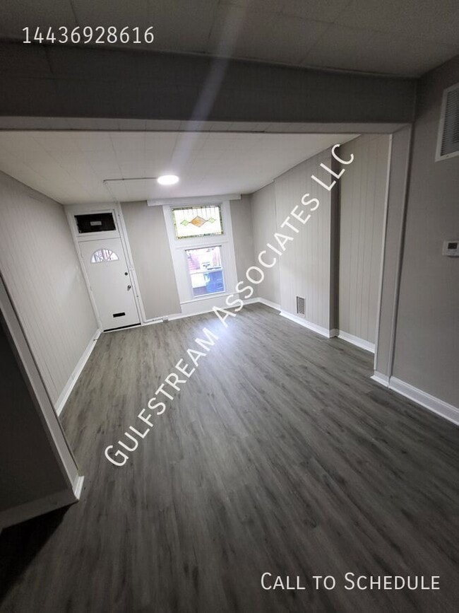 Building Photo - 1723 Darley Ave