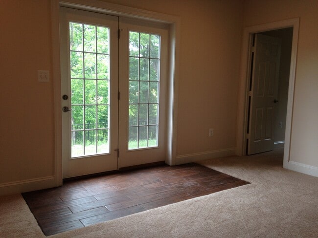 Foto del edificio - 21215 Fairhunt Dr