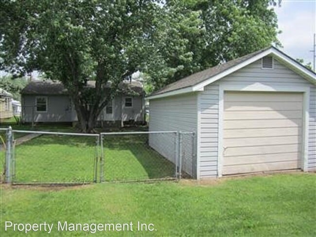 Building Photo - 2 br, 1 bath House - 1221 W 1
