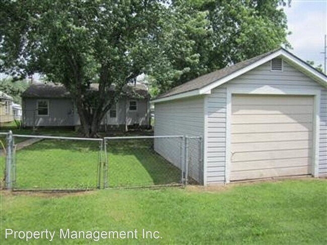 Foto del edificio - 2 br, 1 bath House - 1221 W 1