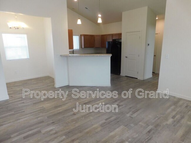 Building Photo - 2352 Chaco Cyn Lp