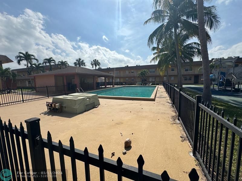 Foto principal - 101 NE 41st St