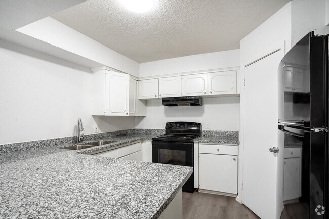 Interior Photo - Leonora Square Apartments