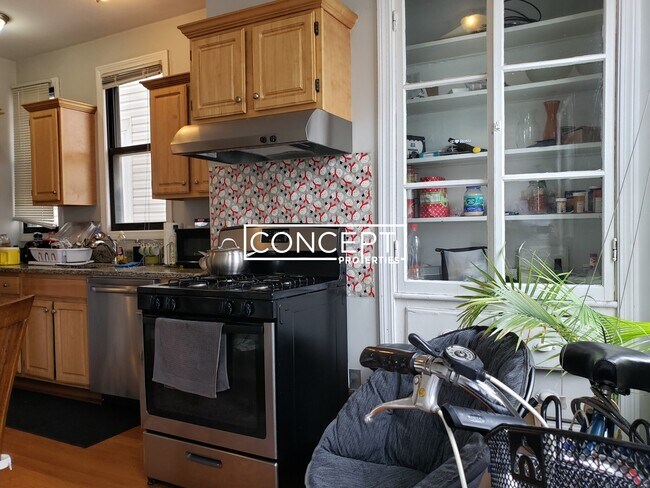 Foto del edificio - 358 Princeton St
