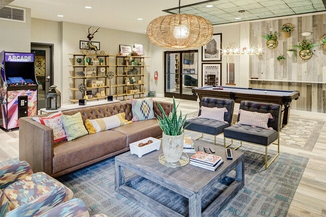 Clubhouse Seating Area & Arcade - Beachwood Apartments